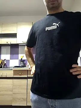 andreiiiii2025 online show from 02-09-26, 10:08