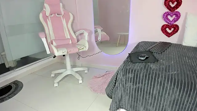 emily sweett24 online show from 02-24-25, 12:48