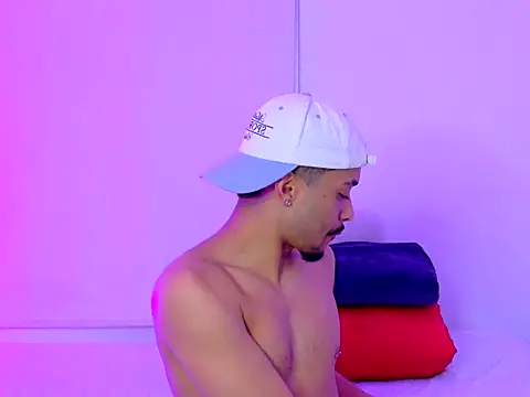 eross chipre  online show from 11-20-25, 08:52