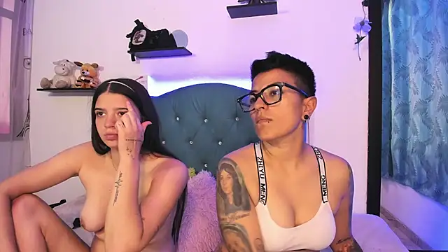 Snapshot of Ary_zakura chatting on 03-11-25, 04:40 Ary zakura online show from 03-11-25, 04:40