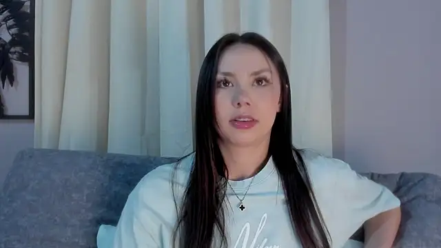 Snapshot of Celeste_99 chatting on 11-15-25, 11:32 Celeste 99 online show from 11-15-25, 11:32