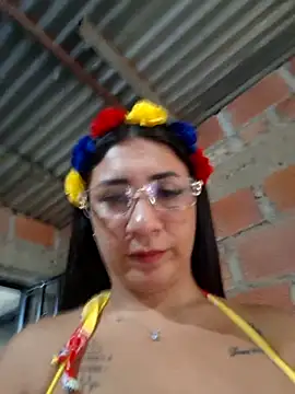 Snapshot of hot_veteran01 chatting on 06-15-26, 11:01 hot veteran01 online show from 06-15-26, 11:01