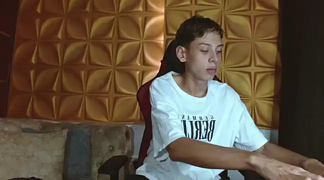 Snapshot of Noahoconor chatting on 02-27-25, 07:04 Noahoconor online show from 02-27-25, 07:04