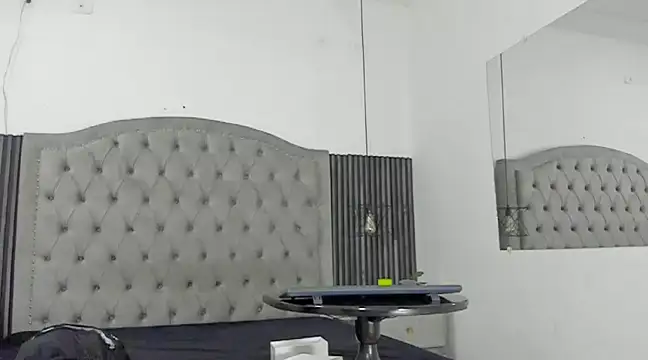 Snapshot of Noahoconor chatting on 03-04-25, 07:11 Noahoconor online show from 03-04-25, 07:11