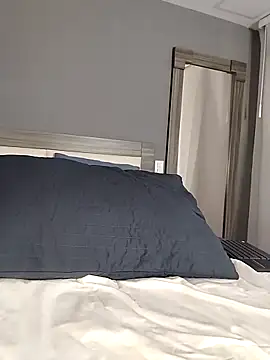 Snapshot of Ashly_hills chatting on 03-21-25, 09:45 Ashly hills online show from 03-21-25, 09:45