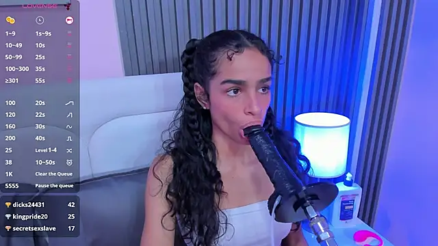 honey sofii  online show from 03-20-25, 12:32