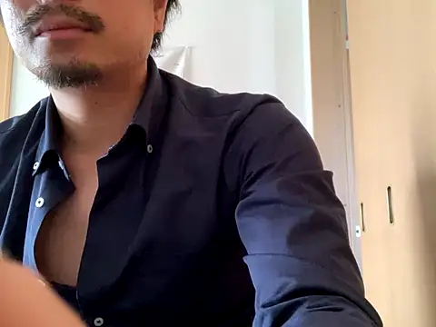 Snapshot of masato1115aa chatting on 10-08-25, 12:41 masato1115aa online show from 10-08-25, 12:41