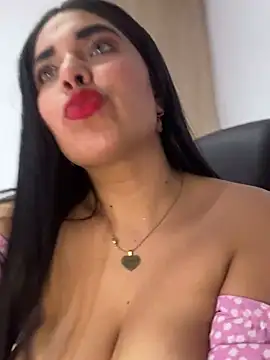 Snapshot of _SARA_69 chatting on 03-02-25, 05:14 SARA 69 online show from 03-02-25, 05:14