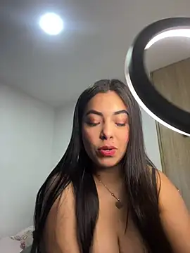 Snapshot of _SARA_69 chatting on 03-04-25, 11:19 SARA 69 online show from 03-04-25, 11:19