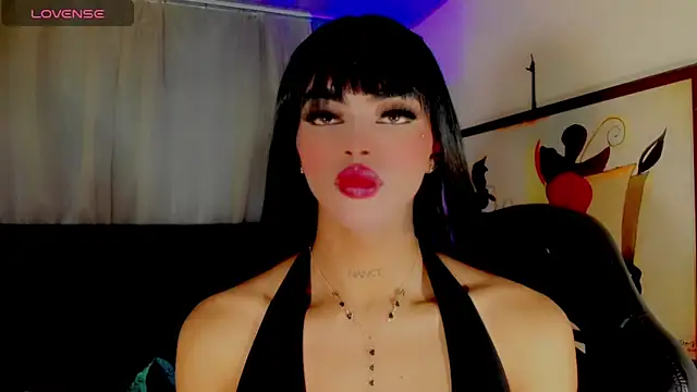 Snapshot of jymena_xxx chatting on 01-05-26, 07:17 jymena xxx online show from 01-05-26, 07:17