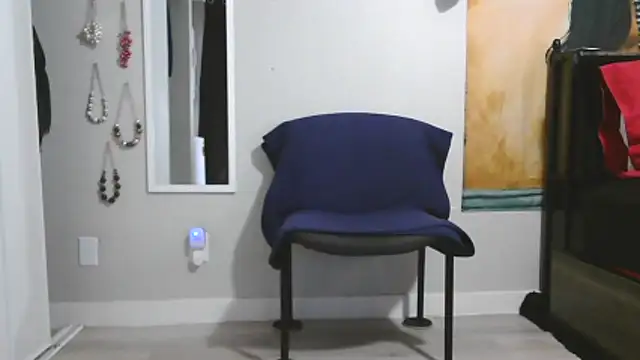 Queenanitadix online show from 02-26-26, 06:29