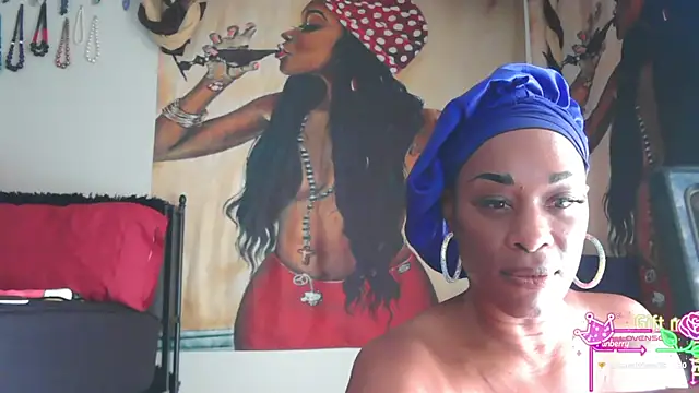 Queenanitadix online show from 04-14-26, 05:41