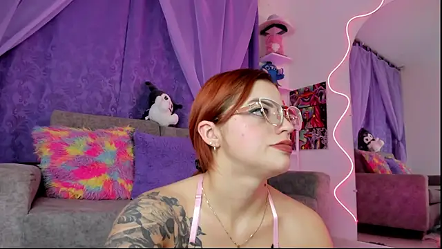 Snapshot of MelaniJhonson chatting on 06-24-26, 04:22 MelaniJhonson online show from 06-24-26, 04:22