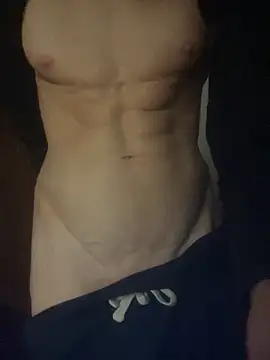 Snapshot of cazzone912025 chatting on 10-24-25, 03:14 cazzone912025 online show from 10-24-25, 03:14