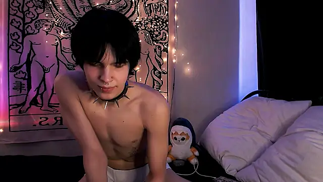 Snapshot of timi-moon chatting on 03-16-25, 10:00 timi-moon online show from 03-16-25, 10:00