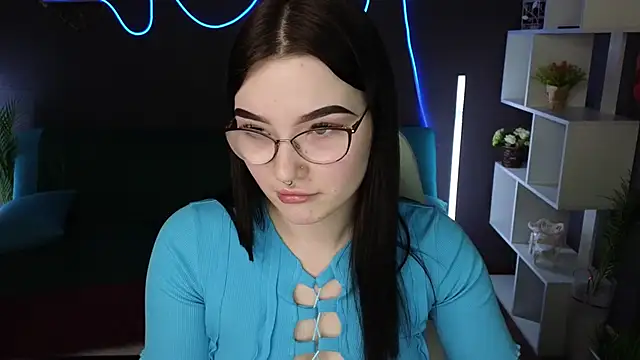 Snapshot of milliedoll chatting on 02-23-25, 08:17 milliedoll online show from 02-23-25, 08:17