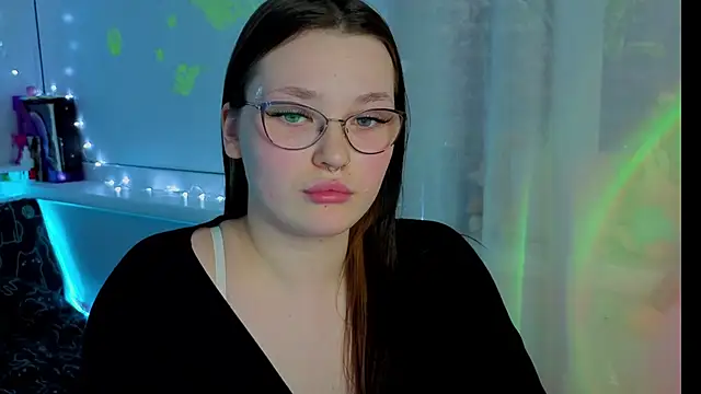 Snapshot of milliedoll chatting on 10-09-25, 10:13 milliedoll online show from 10-09-25, 10:13