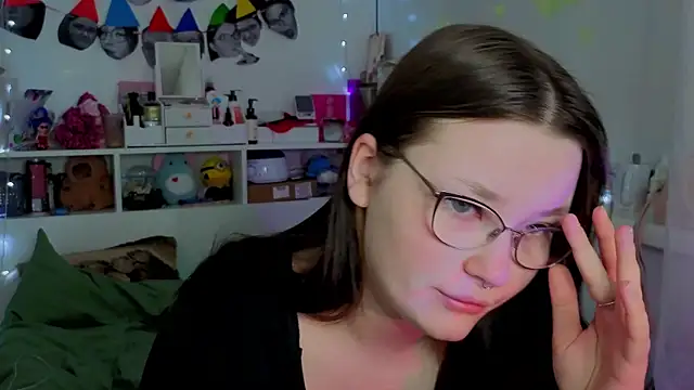 Snapshot of milliedoll chatting on 10-20-25, 06:03 milliedoll online show from 10-20-25, 06:03