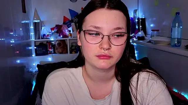 Snapshot of milliedoll chatting on 11-01-25, 06:54 milliedoll online show from 11-01-25, 06:54