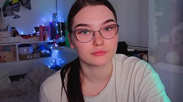 Snapshot of milliedoll chatting on 11-03-25, 09:43 milliedoll online show from 11-03-25, 09:43