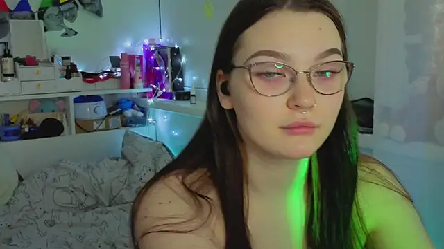 Snapshot of milliedoll chatting on 11-05-25, 06:46 milliedoll online show from 11-05-25, 06:46