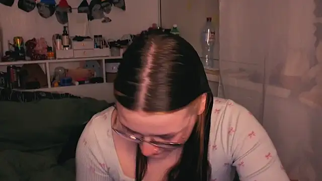 Snapshot of milliedoll chatting on 11-20-25, 11:21 milliedoll online show from 11-20-25, 11:21