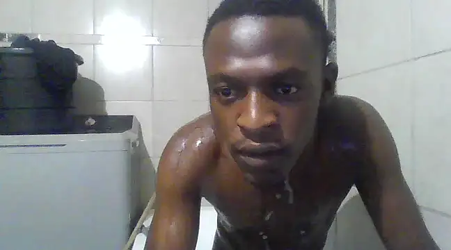 Snapshot of Justusual444 chatting on 03-06-25, 09:20 Justusual444 online show from 03-06-25, 09:20