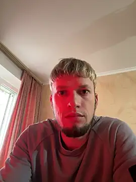 Snapshot of frama666 chatting on 07-11-26, 04:10 frama666 online show from 07-11-26, 04:10