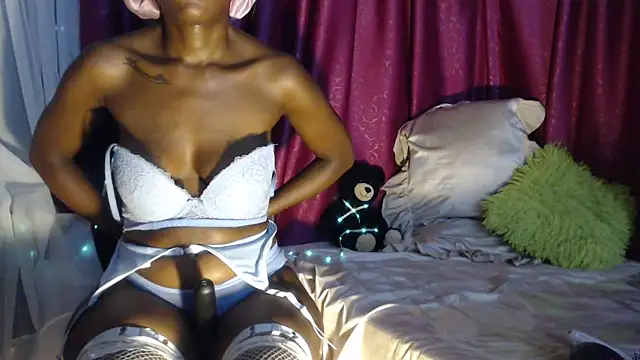 xxTatiannaxx online show from 03-05-25, 02:14