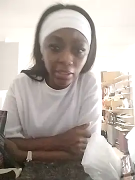 xxTatiannaxx online show from 05-23-26, 02:21