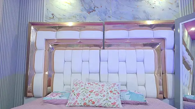 innocenthazel online show from 02-13-26, 03:13