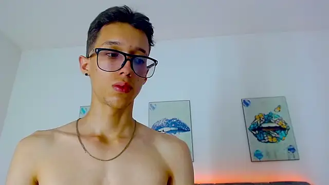 skinny bigcock02 online show from 03-07-25, 10:43