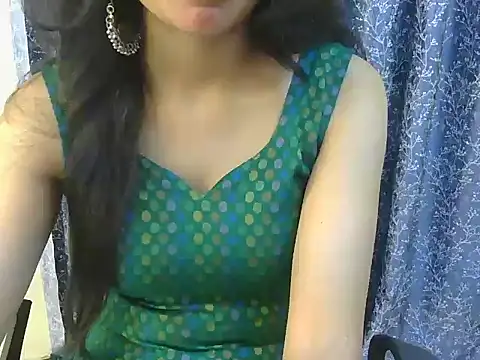 Cute Pihu01 online show from 12-15-25, 07:29