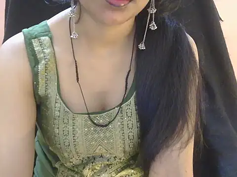Snapshot of Cute_Pihu01 chatting on 06-02-26, 08:11 Cute Pihu01 online show from 06-02-26, 08:11