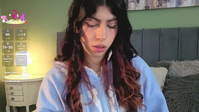 Cassie bloom online show from 05-27-26, 03:47