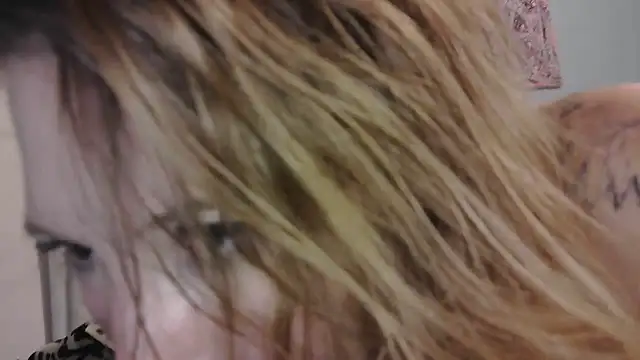 Snapshot of M3TAA chatting on 03-08-25, 04:34 M3TAA online show from 03-08-25, 04:34