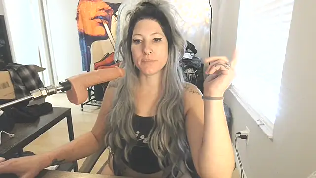 Snapshot of M3TAA chatting on 10-10-25, 07:02 M3TAA online show from 10-10-25, 07:02