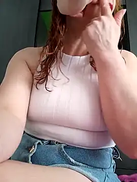 Snapshot of chanel-2025 chatting on 10-08-25, 08:17 chanel-2025 online show from 10-08-25, 08:17