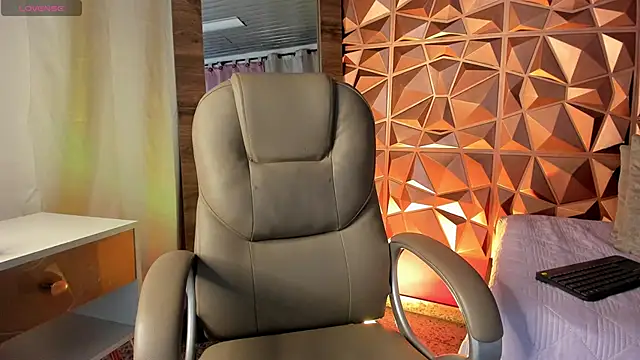 AlejandroStormm online show from 03-31-26, 04:46