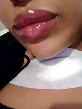 Sexlove1xo online show from 10-25-25, 01:40