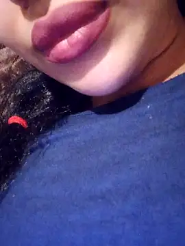 Sexlove1xo online show from 12-14-25, 03:17