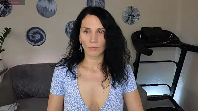 Snapshot of mylady_xenia chatting on 05-25-26, 06:03 mylady xenia online show from 05-25-26, 06:03