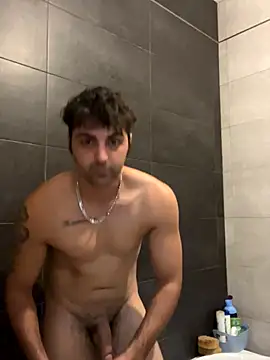 Snapshot of mikekmi21 chatting on 10-28-25, 12:41 mikekmi21 online show from 10-28-25, 12:41