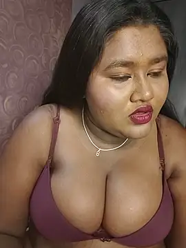 Snapshot of horny_diana chatting on 07-04-26, 05:41 horny diana online show from 07-04-26, 05:41