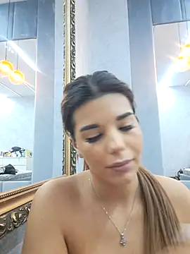 Snapshot of Bella_Posh chatting on 11-07-25, 05:51 Bella Posh online show from 11-07-25, 05:51