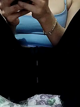 Snapshot of BUSE8821 chatting on 02-02-26, 09:24 BUSE8821 online show from 02-02-26, 09:24