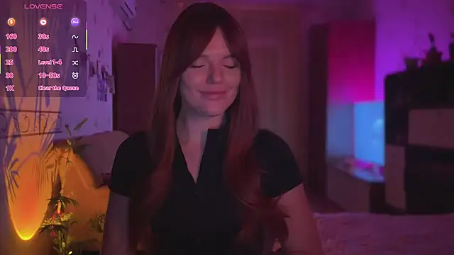 CherryRed Girl online show from 02-12-26, 10:05