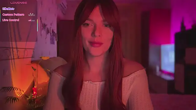 CherryRed Girl online show from 04-16-26, 09:15