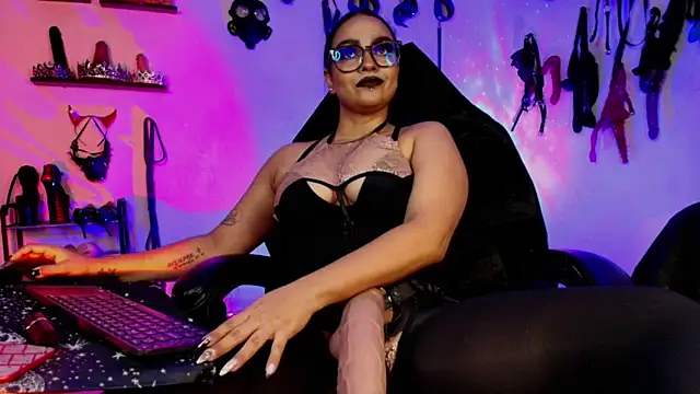 veresskaardila77 online show from 03-06-26, 01:51