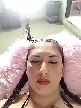 Megan-01- online show from 03-05-25, 02:25